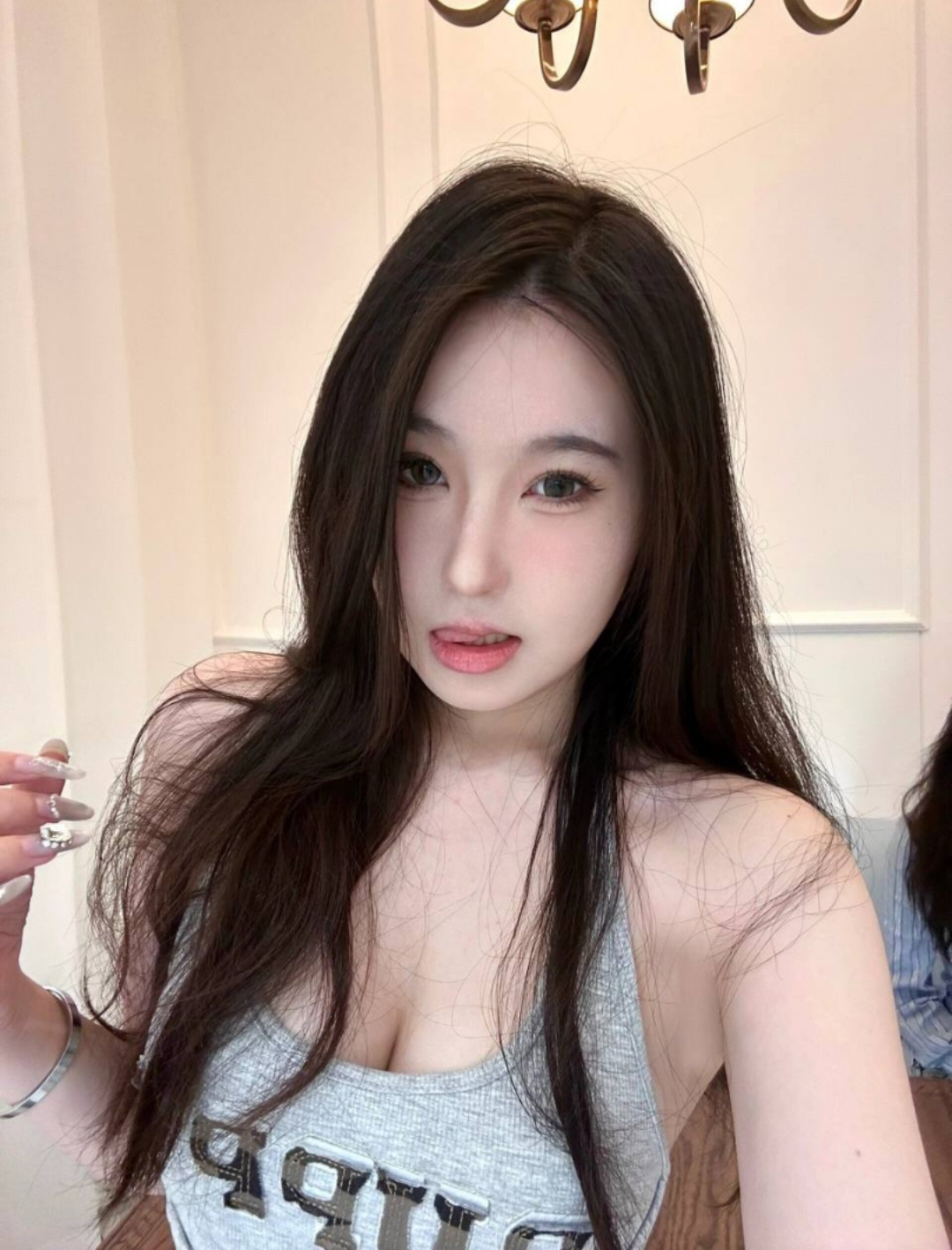 EBE331280FDDF0DD8400997FFE6ED03C.png