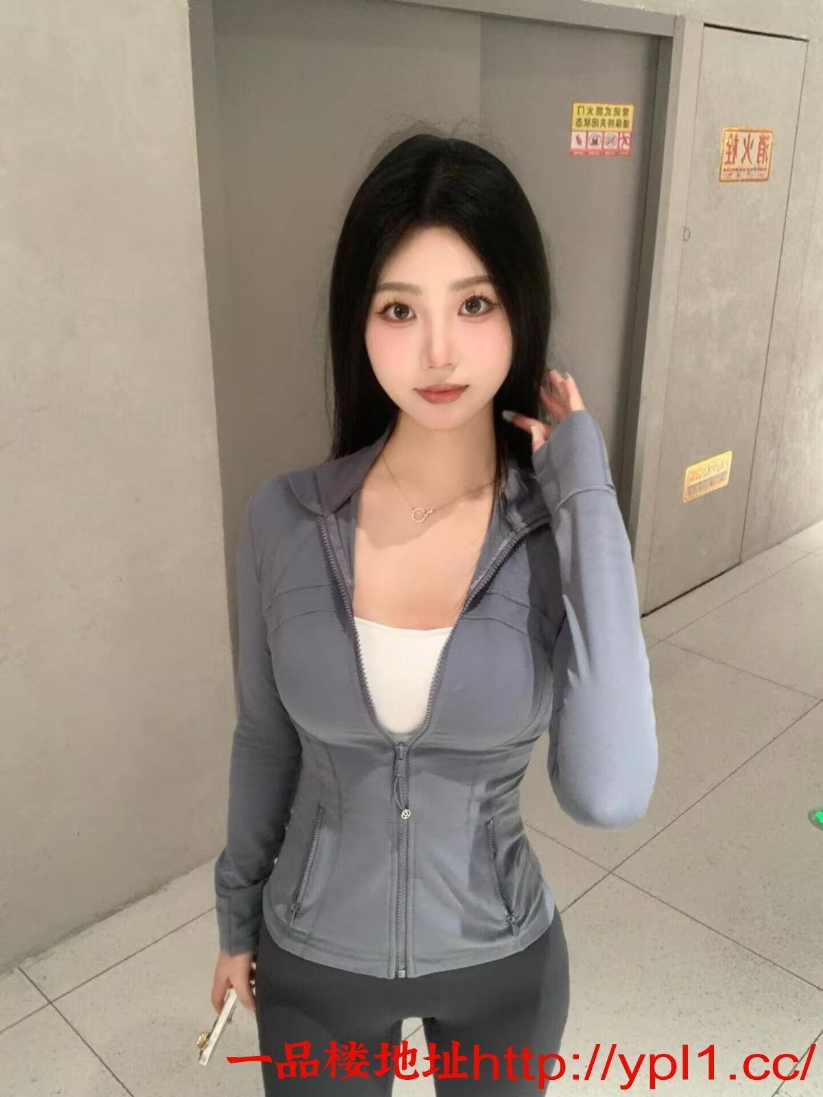 3210F03788D9E18D1AB3FCE012AA0C3B.jpg