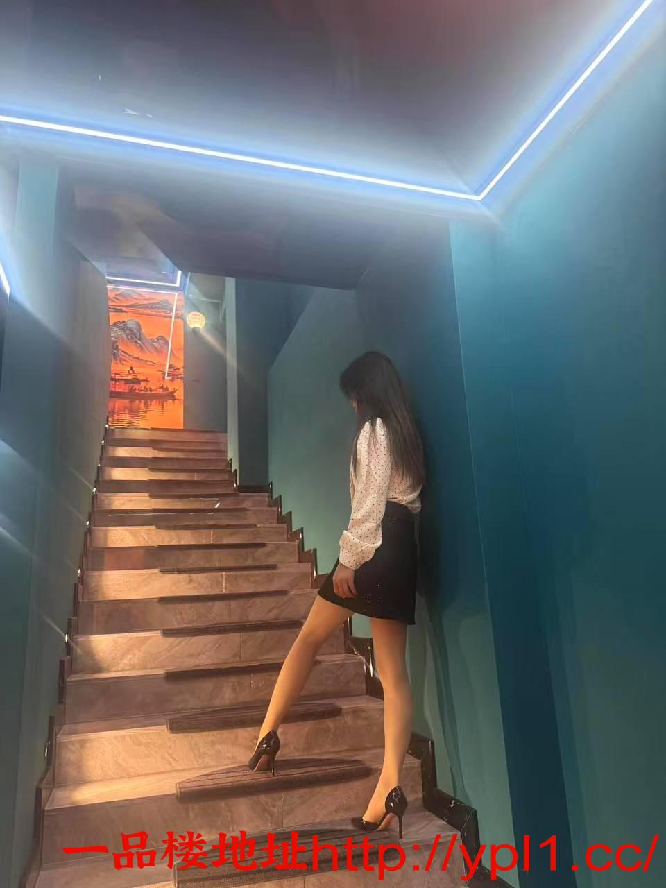 8ba0812cdd714756fc4435f9e5ed223.jpg