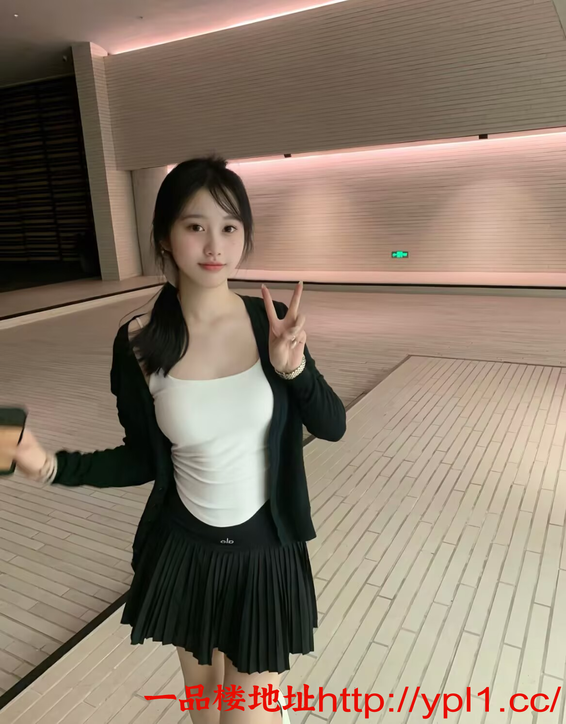 90D118BCF995CEFCAC6B56F9A6E2A786.png