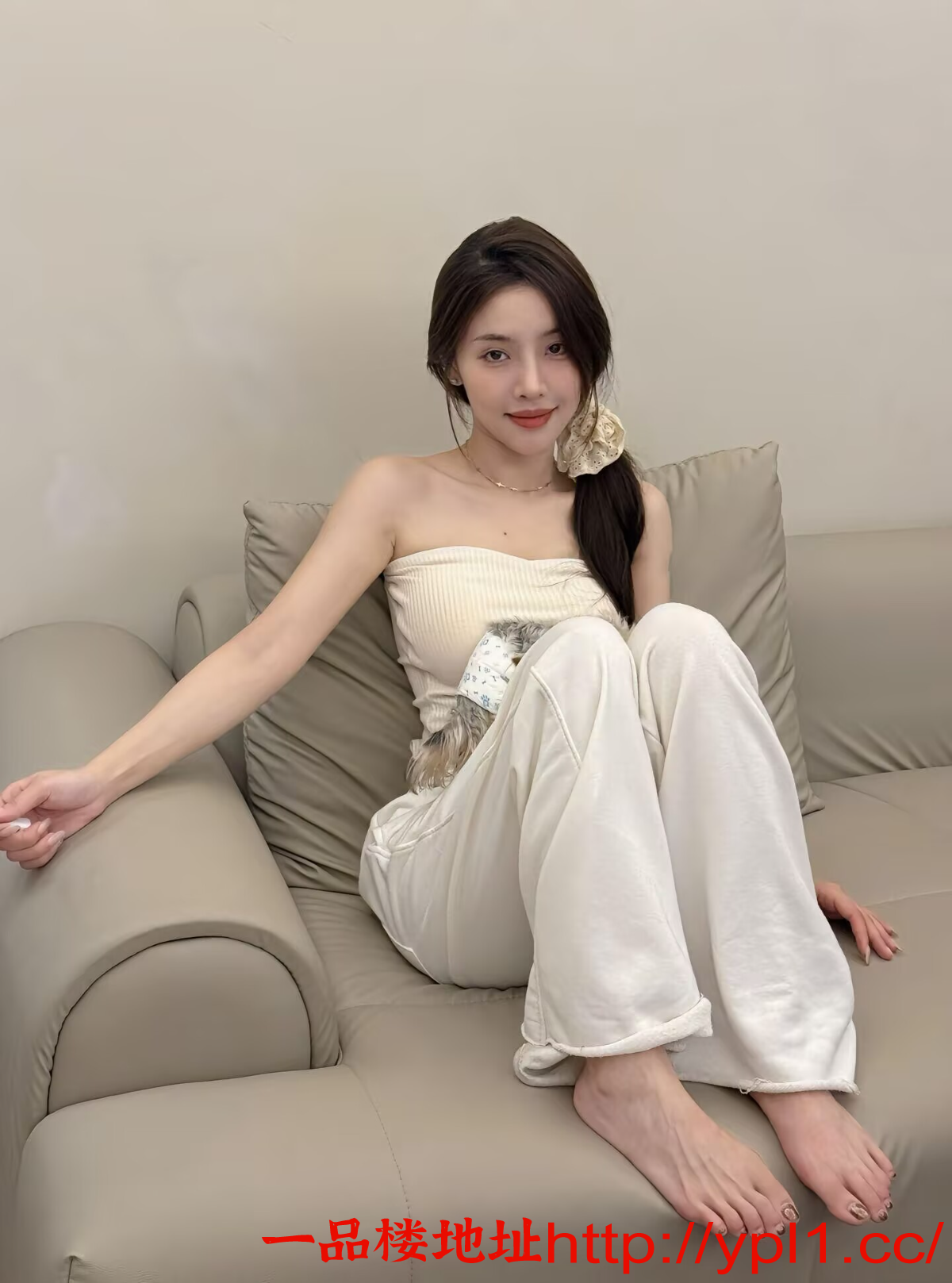 8B0853523800AC1796FC961F26123813.png