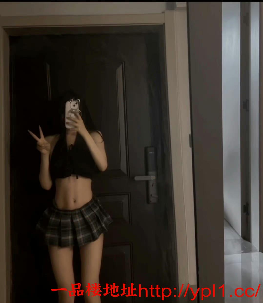 593435c4d879603874384e086100cc1.jpg