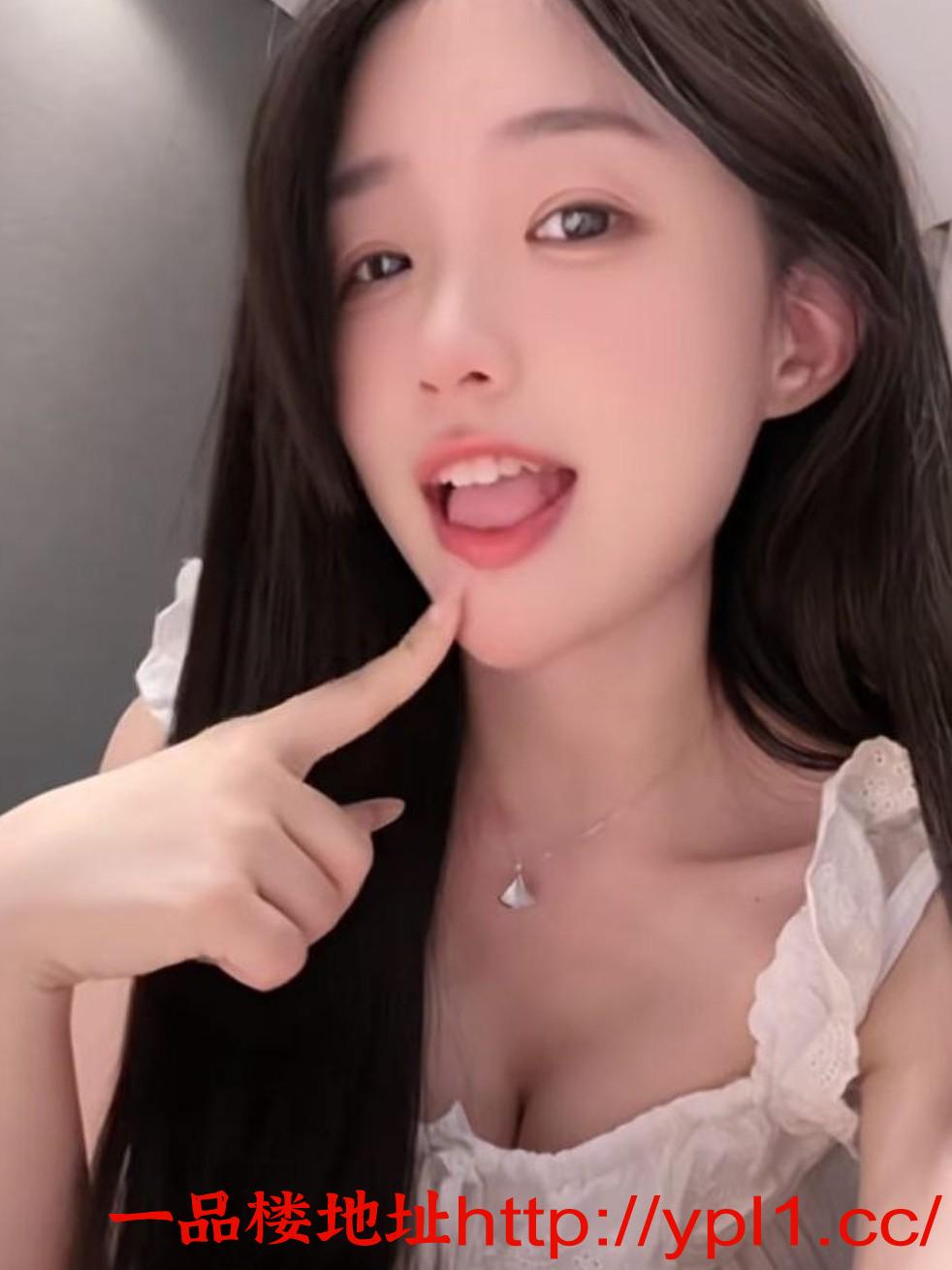 Screenshot_20250926_172210_webapp.qunfangge_edit_188208834860864.jpg